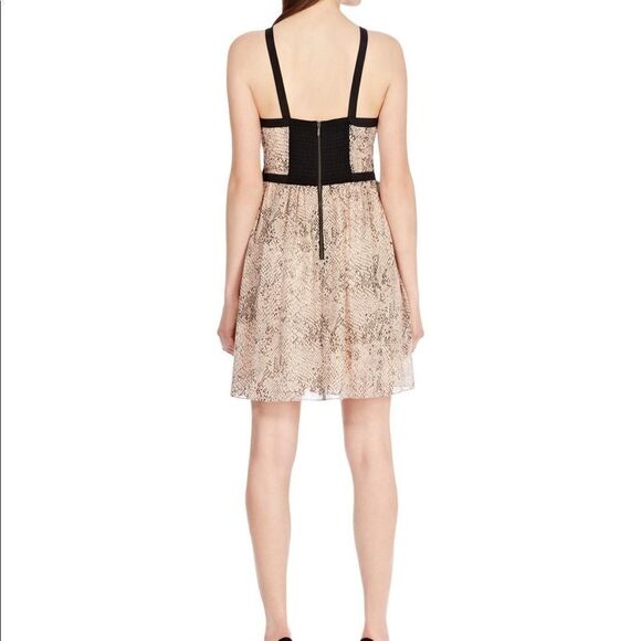 NWT Coast Women's Snake Print Floaty Strappy Fit & Flare Dress Blush Pink Size 4 - Picture 4 of 12